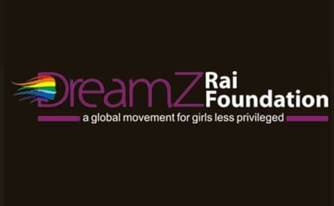 Dreamz Scholarship fpr underprivileged Girls